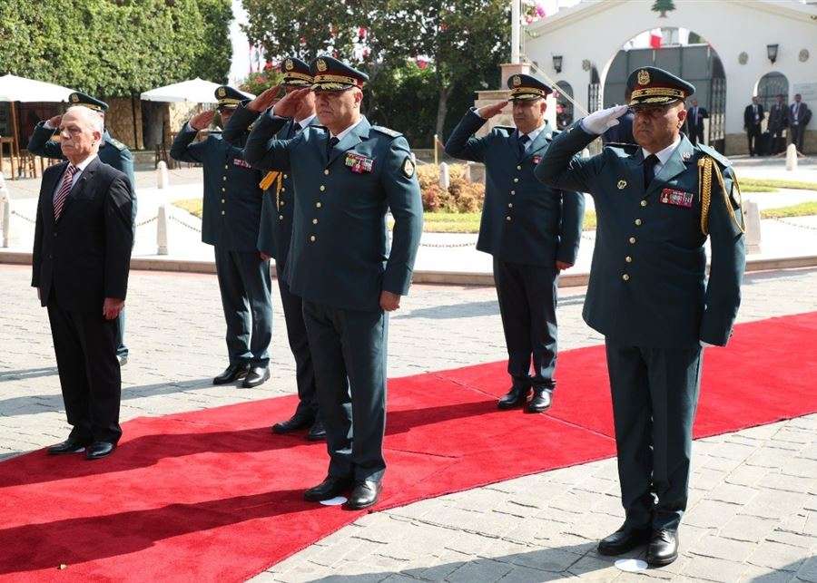 الترقيات العسكرية: لا مقايضة مع التعيينات