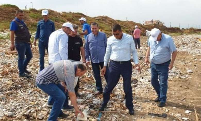 وزير البيئة يبدأ