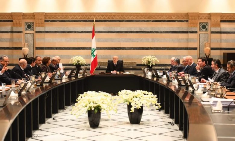 اقفال الادارات والمؤسسات العامّة والبلديات بهذا التاريخ