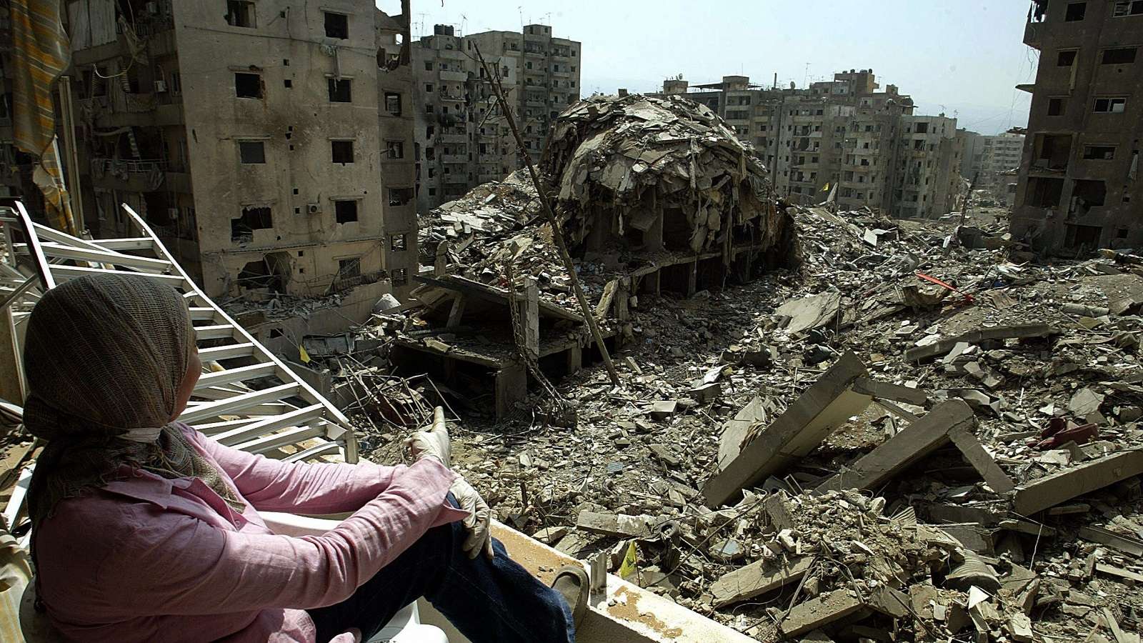 حدث في هذا اليوم: 2006: اسرائيل تمطر مطار ومرفأ بيروت بالقذائف