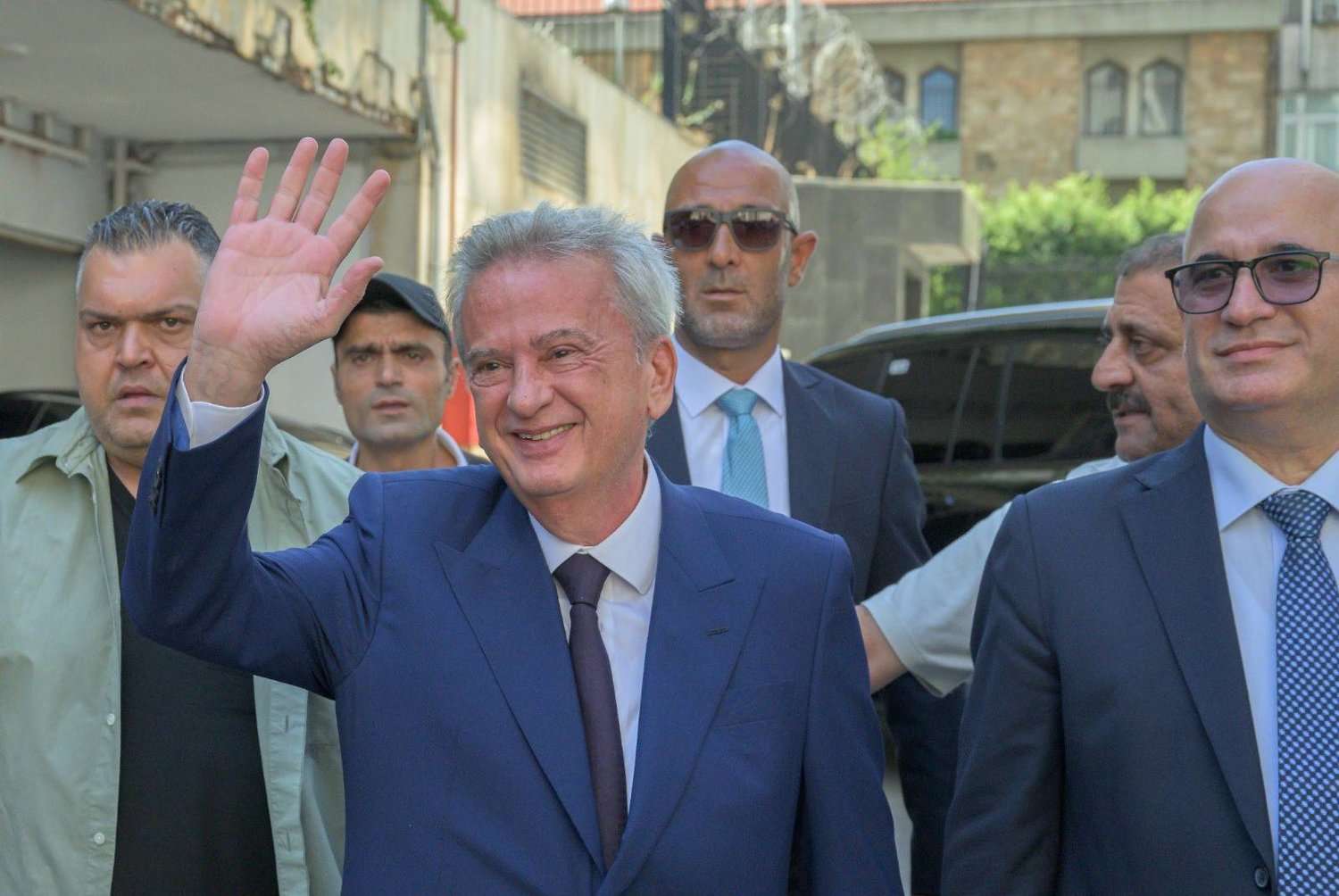 الدولة اللبنانية تُدار بـ«الوكالة»