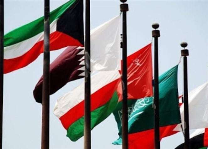 تحذيرات السفارات: ضغط رئاسيّ أم تهديد أمنيّ؟