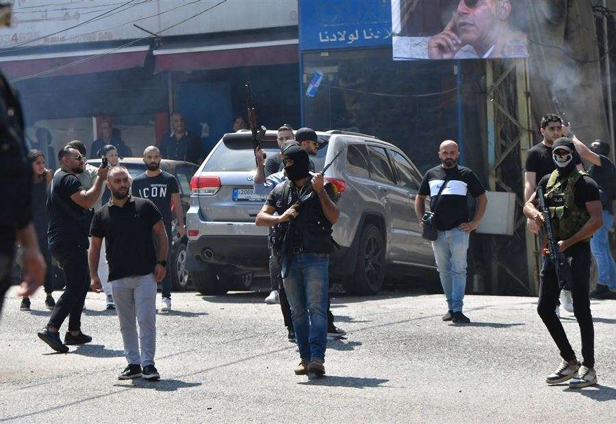 شاحنة الكحالة... واحدة من 4 عبروا!