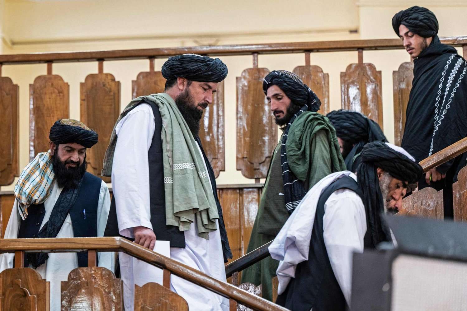 عامان على سيطرة «طالبان» في أفغانستان... قلق وارتياح ويأس وفخر
