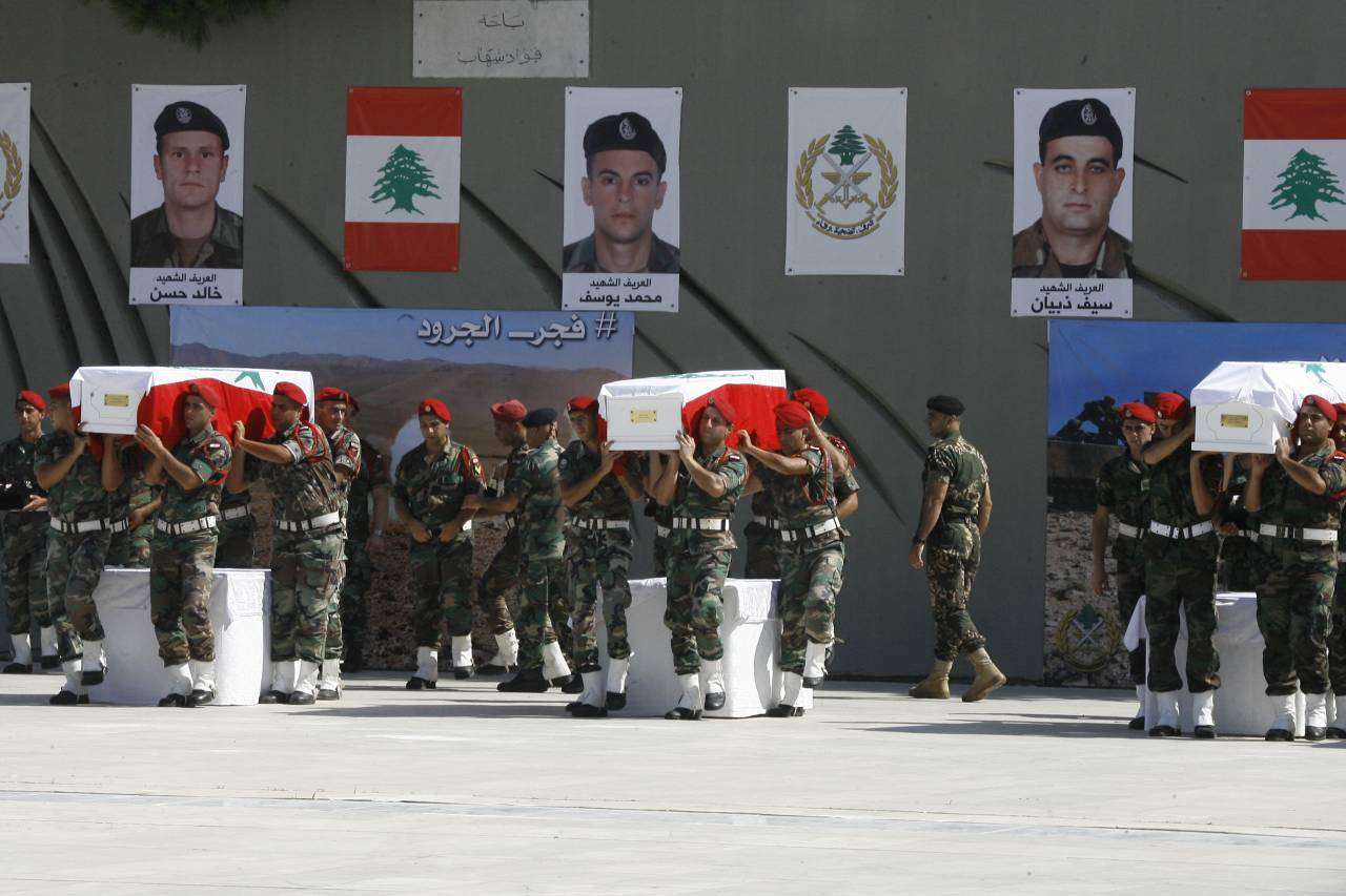 لبنان يودع جنوده العشرة الذين خطفوا وقتلوا على يدّ داعش