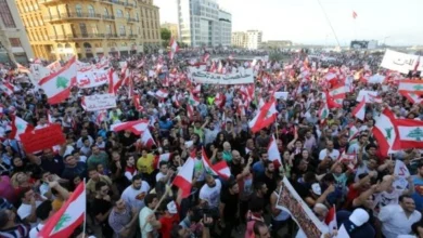 حدث في هذا اليوم: آلاف اللبنانيين يحتلون شوارع بيروت بمظاهرة كبيرة