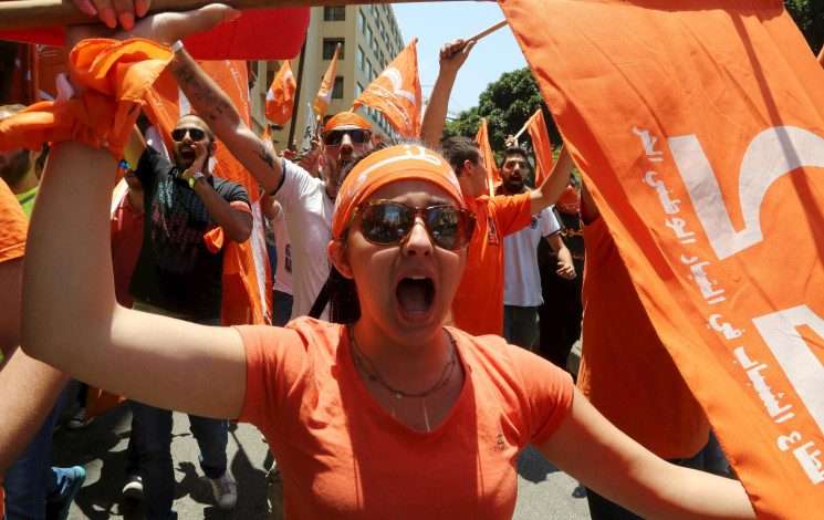 نائب التيار: يمتهنون