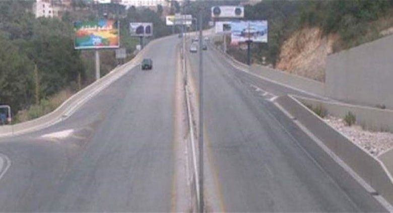 "خلاف ثم إستدراج فطعن"... جريمة مروعة على أوتوستراد المتن السريع!