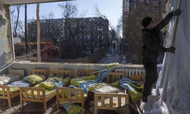 أوكرانيا تبني أول مدرسة تحت الأرض في خاركيف