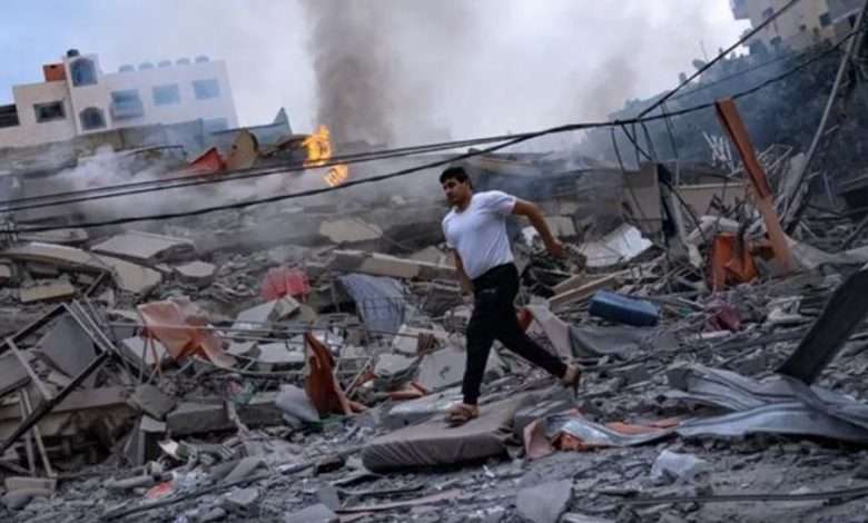 إسرائيل تمطر غزة بالصواريخ وتعلن ارتفاع عدد قتلاها لـ1200.. وواشنطن: مزيد من الأسلحة بالطريق