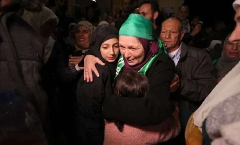 أسيرات مُحرّرات من السجون الإسرائيلية: أوضاع لا يحتملها إنسان