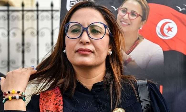 في تونس.. المُعارضة شيماء عيسى تواجه حكم المحكمة