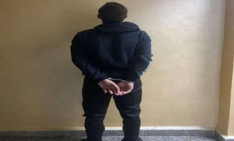 اقتحموا منزلاً وكبّلوا العاملات