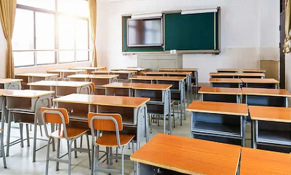 بعد إمتحان البداية.. هل ستتعثر المدارس بعد الأعياد؟