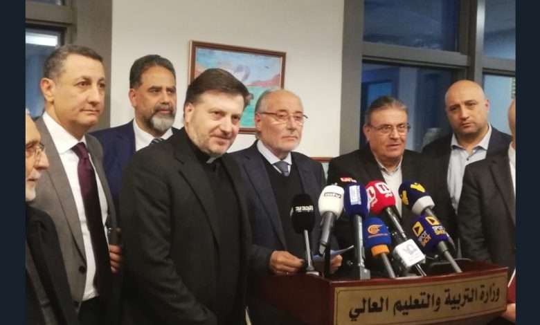 اجتماع وزارة التربية... مخصّصات للأساتذة فماذا عن الإضراب؟