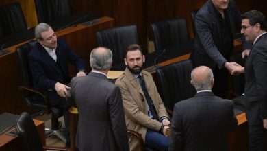 "المواجهة" مع التجّار والمضاربين... والعين على موقف نبيه بري! 