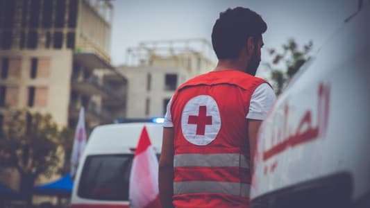 أبطال البزّات الحمراء... ونداءٌ من تحت القـ. ـصف