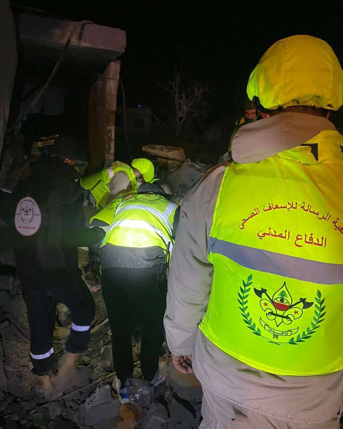 مسح لشاطئ صور استشـ ـهاد مدنيين....ماذا حصل في الجنوب ليلاً؟