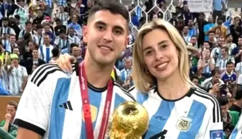 زوجة بطل المونديال تبيع ميداليته!
