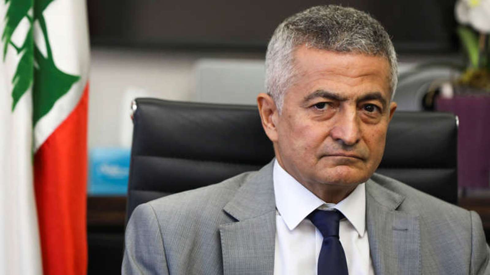 وزير المالية يصدر قراري تمديد مُهل.... هذا ما جاء فيهما