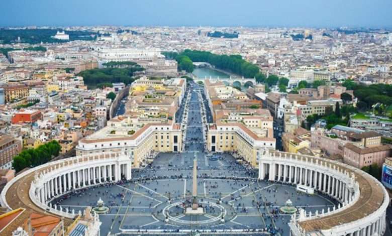 الفاتيكان يحدد شرط إنهاء حرب أوكرانيا