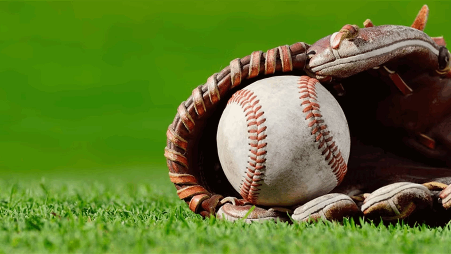 لاعب بيسبول شهير يثير الجدل ويشعل الإنترنت