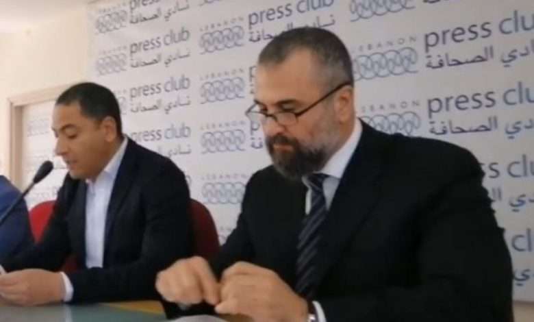 القاضي برتبة خادم لدى المنظومة يدّعي على محاميَي الثورة