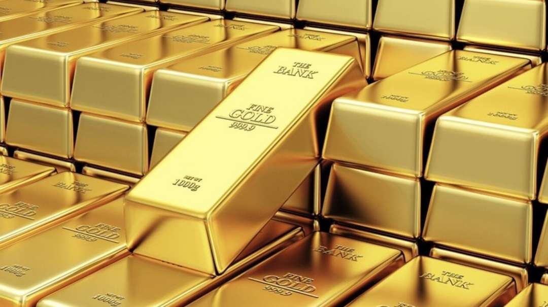 الذهب يحلّق لمستوى غير مسبوق... إليكم سعر الأونصة