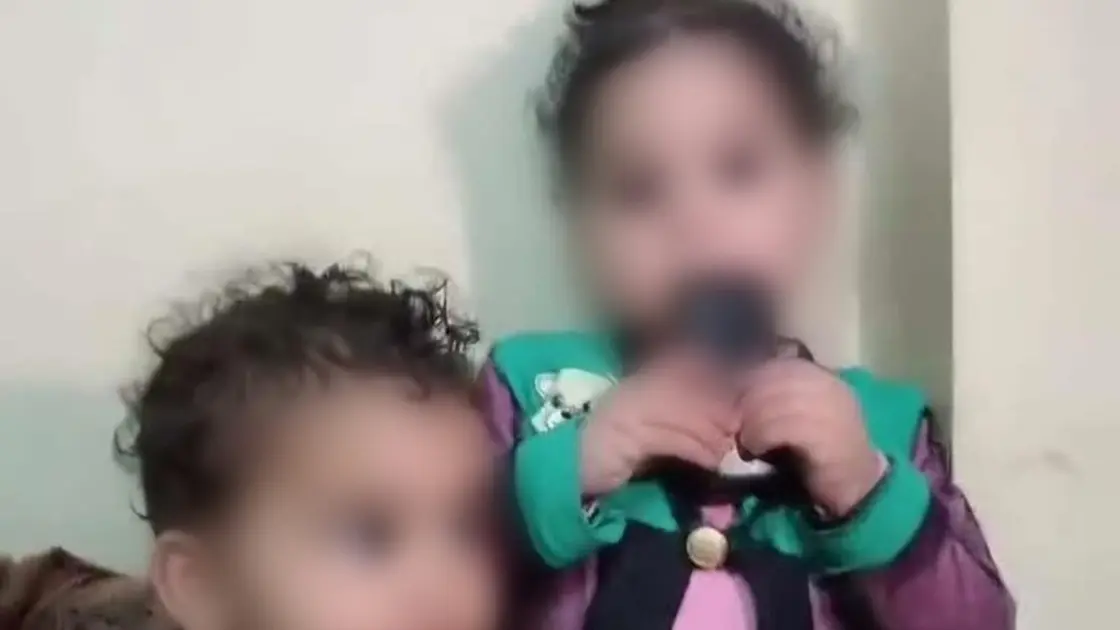 أب حجز أطفاله ثلاثة أيام... واقعة تهز الشارع المصري