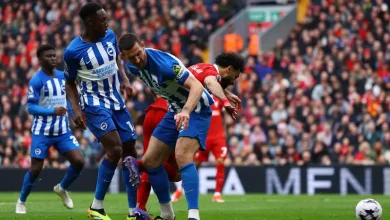 مدافع ليفربول يهاجم صلاح