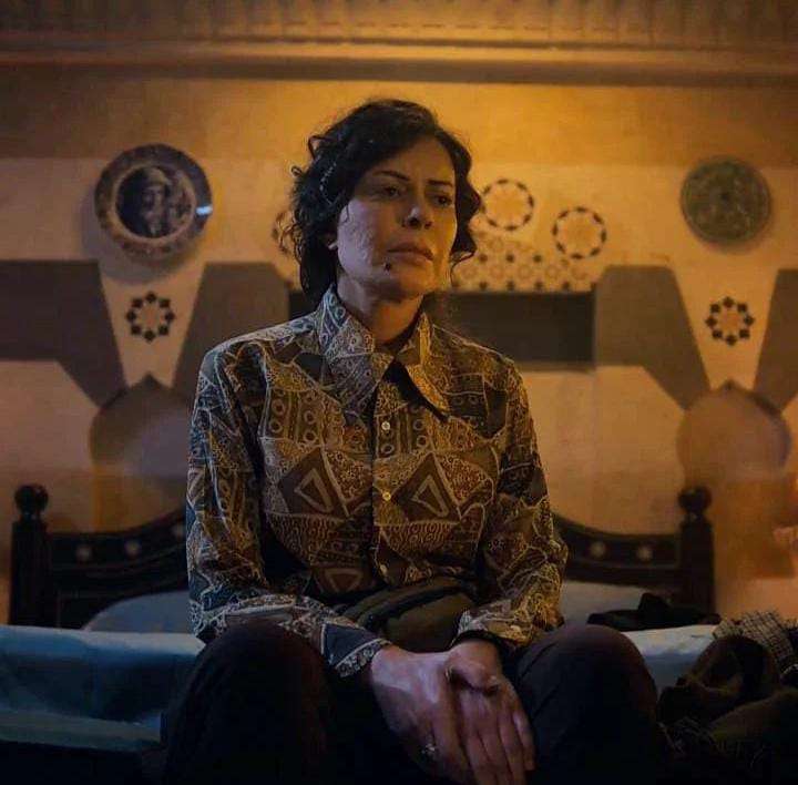 كارمن لبس و"رسمية"، ورطة إبداع لا تشبه غيرها من الورطات!