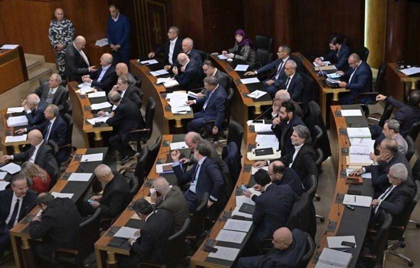 التمديد للبلديات على طاولة المجلس النيابي
