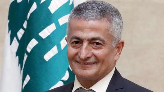قرارات جديدة لوزير المال