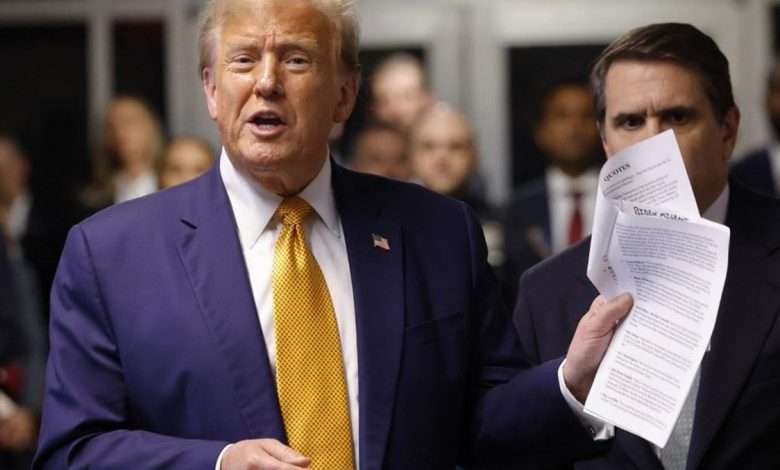 هجوم على صديق ترامب السابق خلال جلسة استجوابه