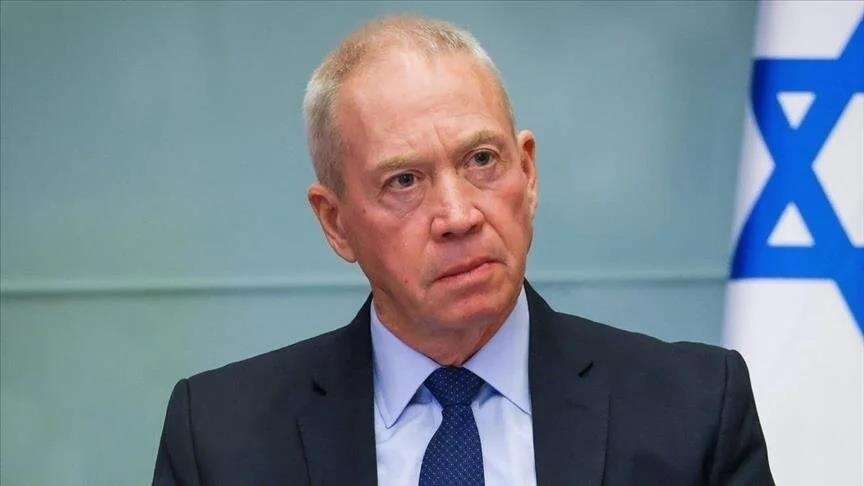 غالانت يهدد