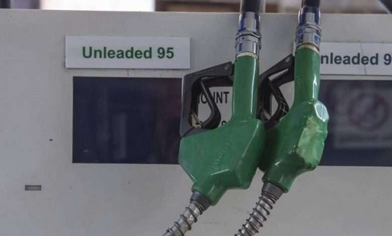 إنخفاضٌ إضافي في أسعار المحروقات.... إليكم جدول الأسعار