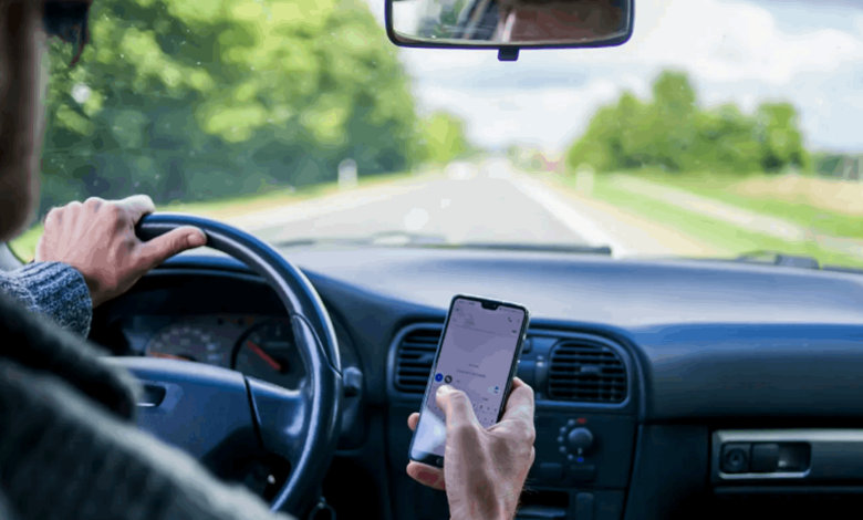 إذا قمت بهذا الأمر أثناء القيادة فقد تكون مختلاً عقلياً... دراسة تكشف!