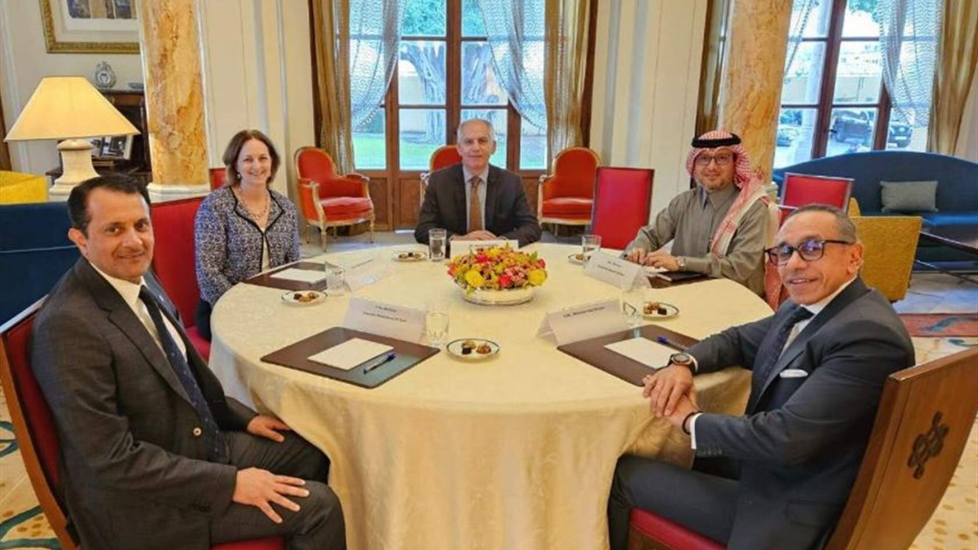 إعلان مشترك لسفراء "الخماسية" والكتل اللبنانية