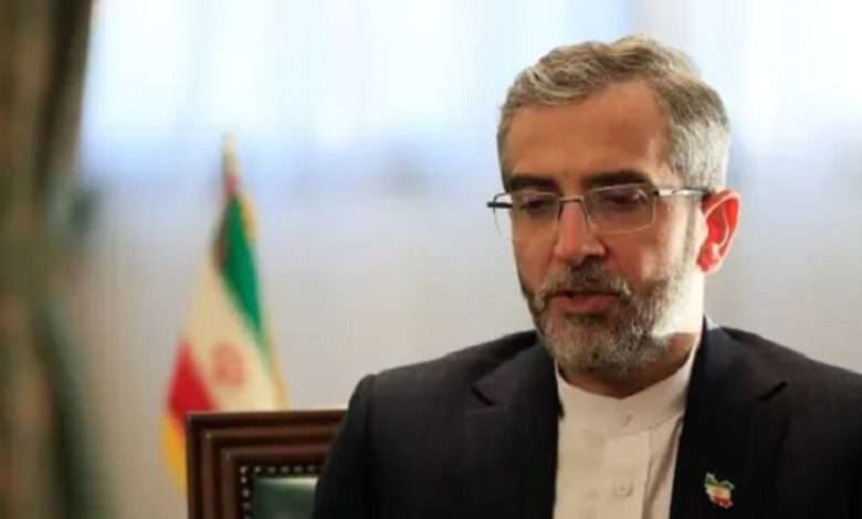 جولة لوزير إيراني في بيروت!