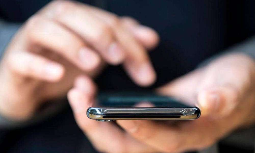 أبل دمرت زواجه فلجأ إلى القضاء