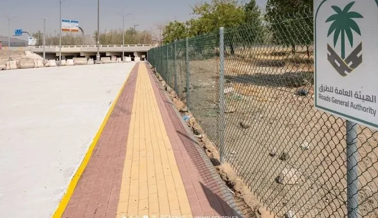 موسم الحج.. استخدام "الإسفلت المرن" للمرة الأولى