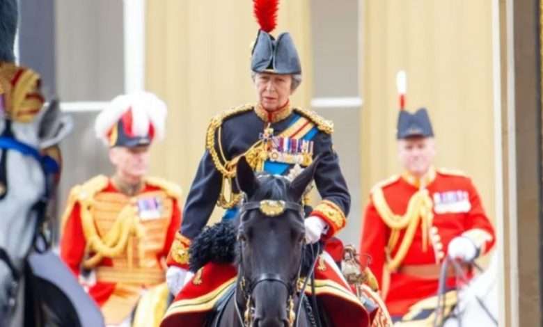 المرض يفتك بالعائلة الملكية …هذا ما حل بشقيقة الملك تشارلز