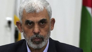 صورة السنوار على باب غانتس!