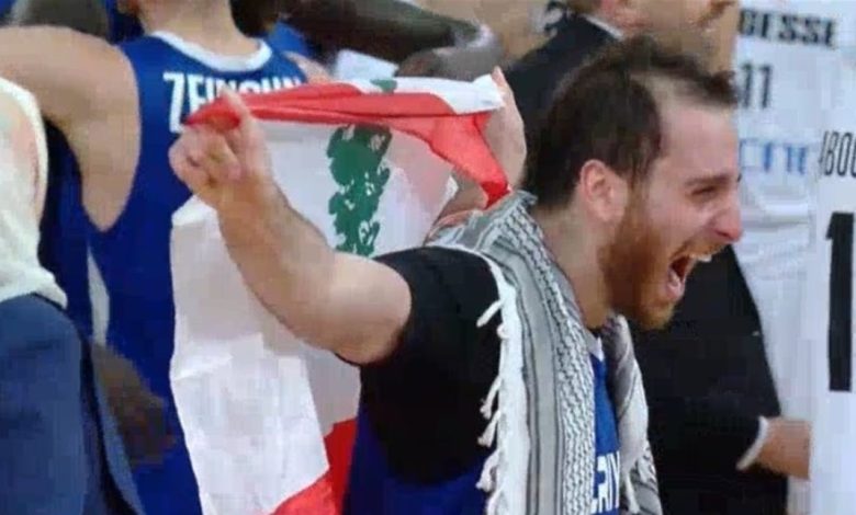 حارس منتخب فلســ.طين يردّ على وائل عرقجي.. فماذا قال؟