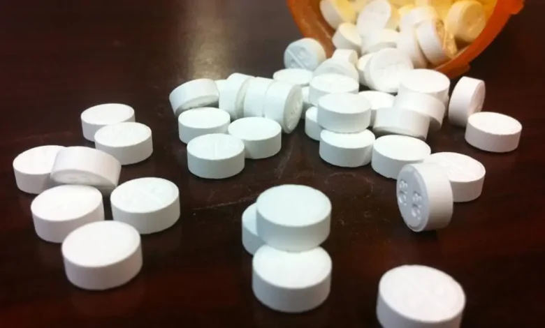 تخزّن المـ. ـخدّرات في شقتها لتوزعها على المـ. ـروّجين... إليكم تفاصيل ما حدث