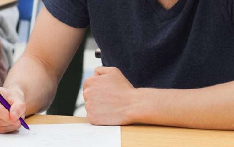 تعديل موعد امتحانات الكولوكيوم... ماذا عن تمديد قبول الطلبات؟