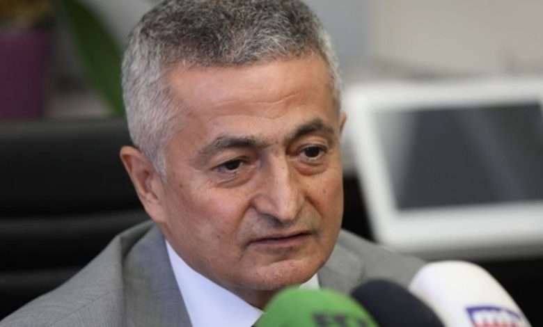 وزير المالية يعلن استقالته... إليكم الحقيقة