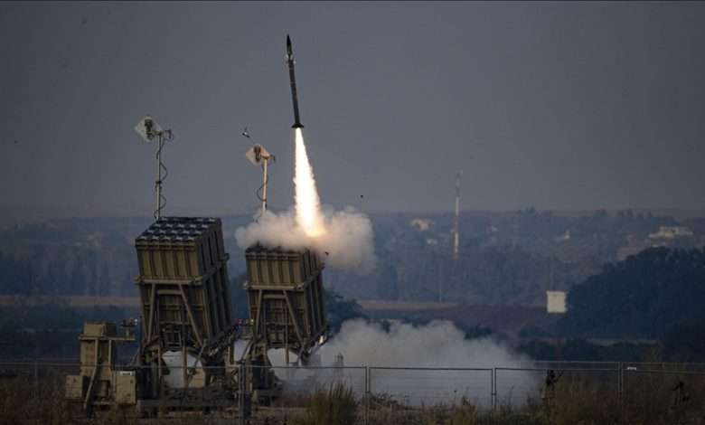 إسـ ـرائيل تقـ. ـصف... ماذا يحدث جنوب سوريا؟