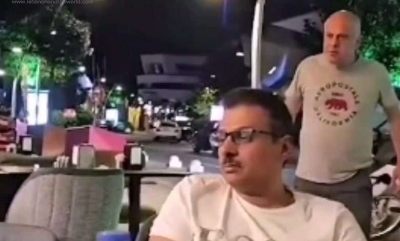 بالفيديو: اعتـ. ـداء عنـ. ـصري على رجال أعمال سعوديين في هذه البلد