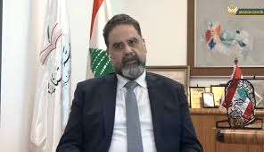 بالفيديو: مدير عام التربية عماد الأشقر يرفض استقبال أهالي الطلاب ويتطاول عليهم